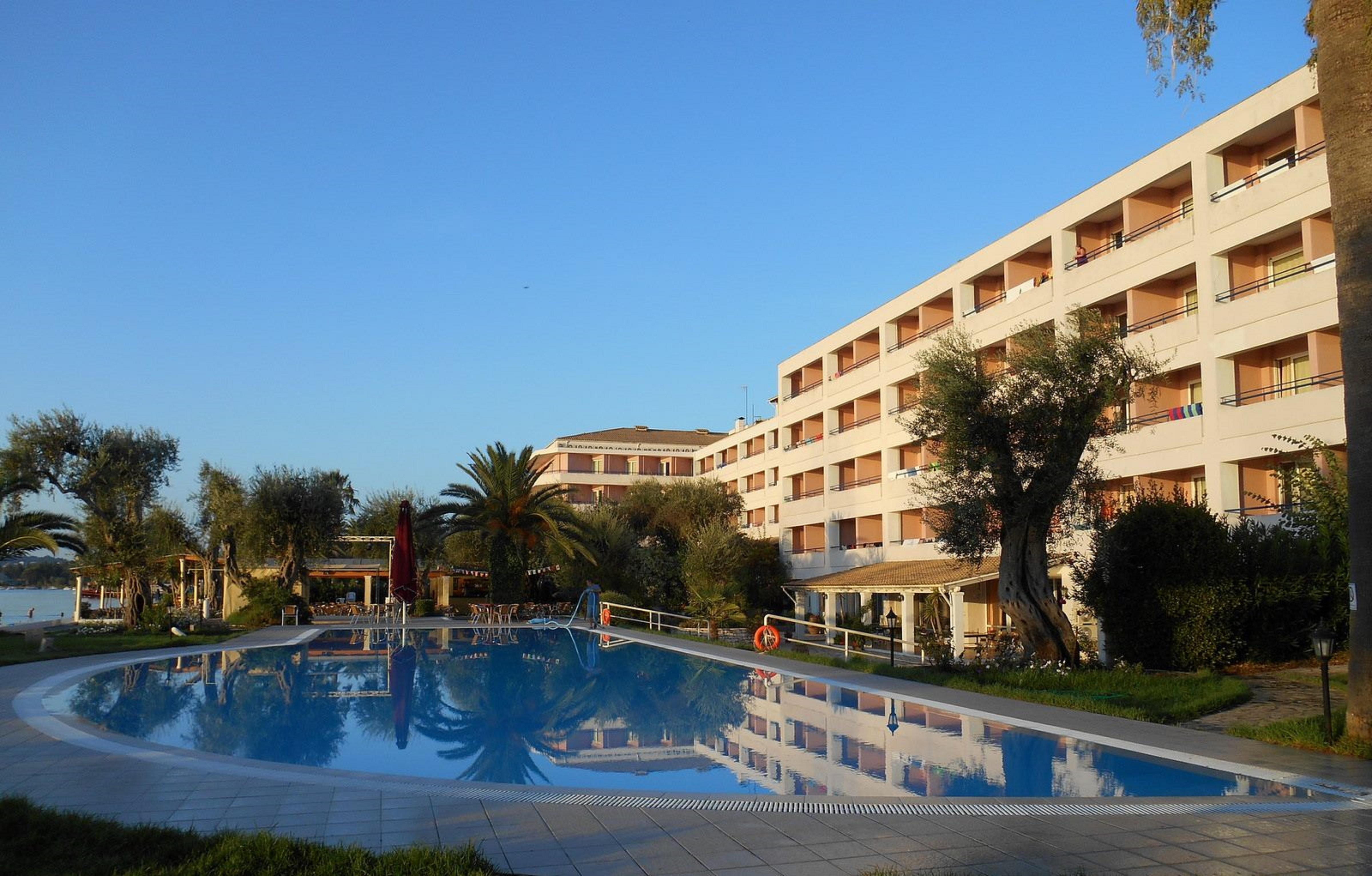 Elea Beach Hotel Dassia  Exterior photo