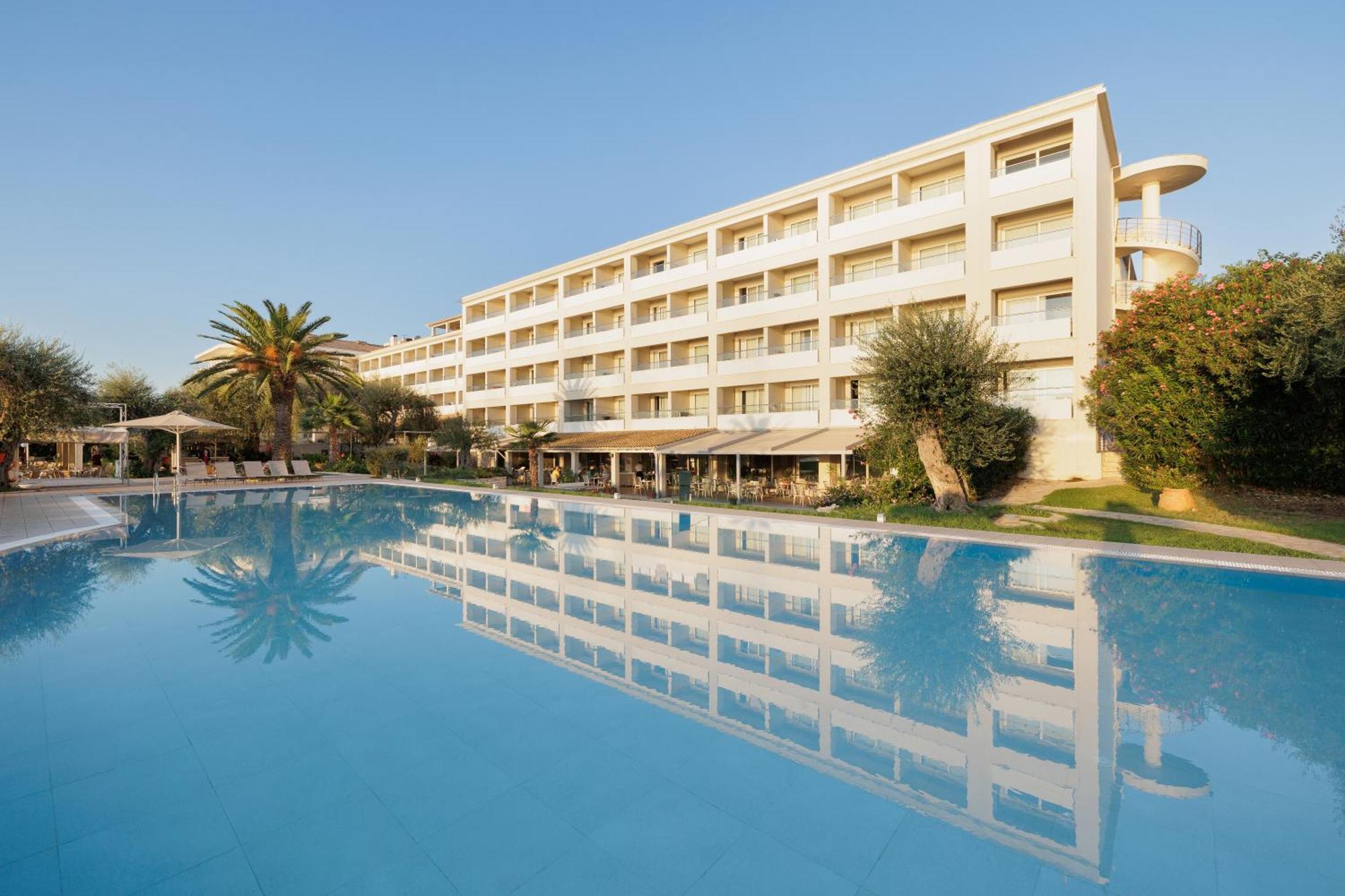 Elea Beach Hotel Dassia  Exterior photo