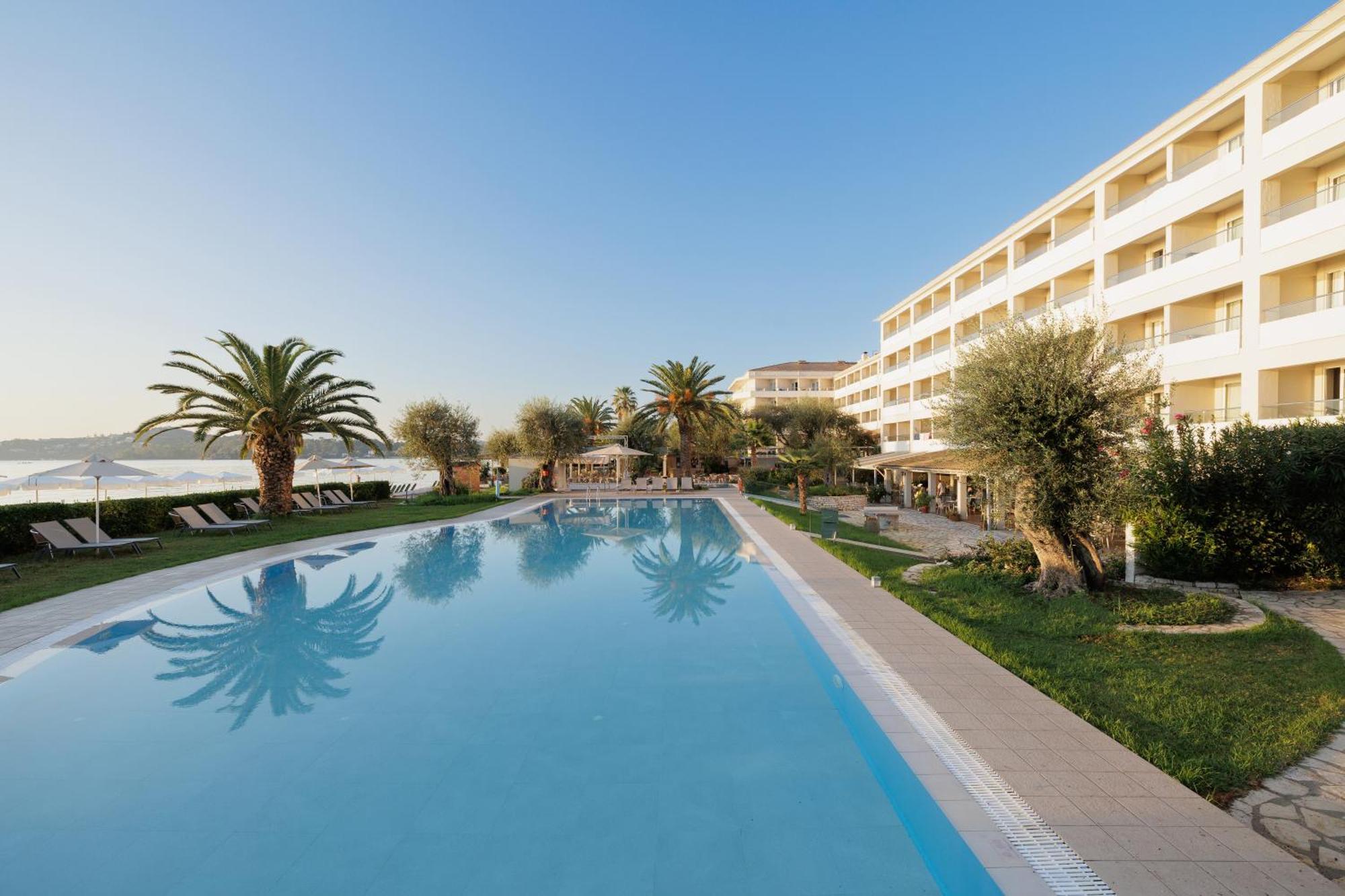 Elea Beach Hotel Dassia  Exterior photo